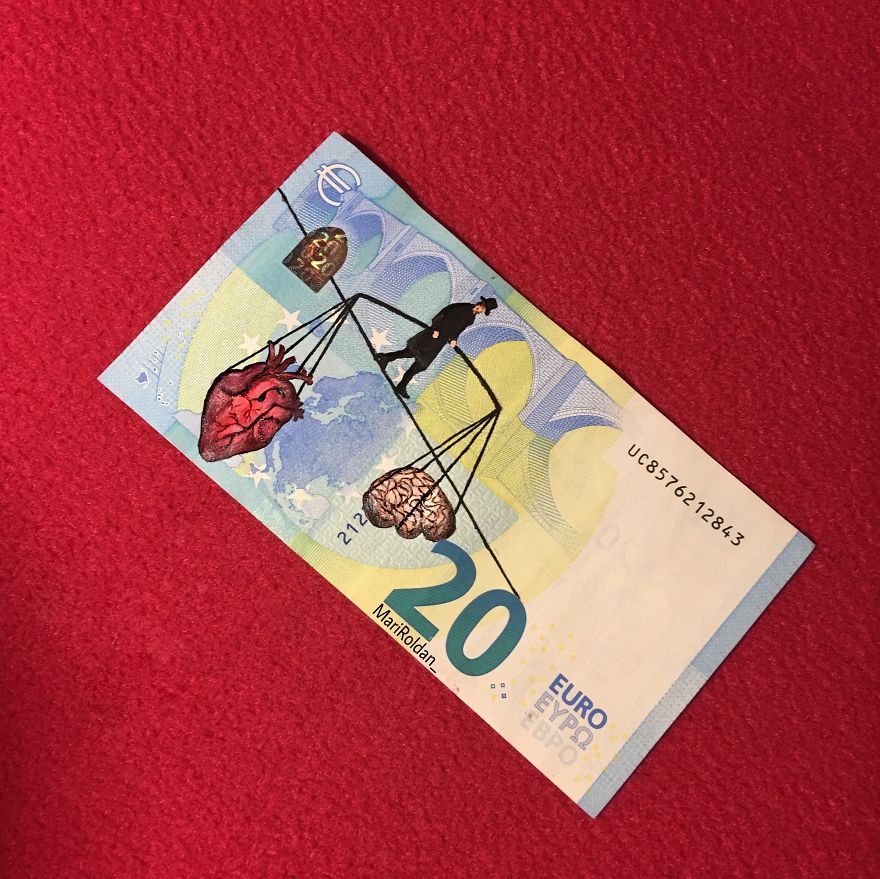 Mari Roldán The Young Artist Who Paints On Money