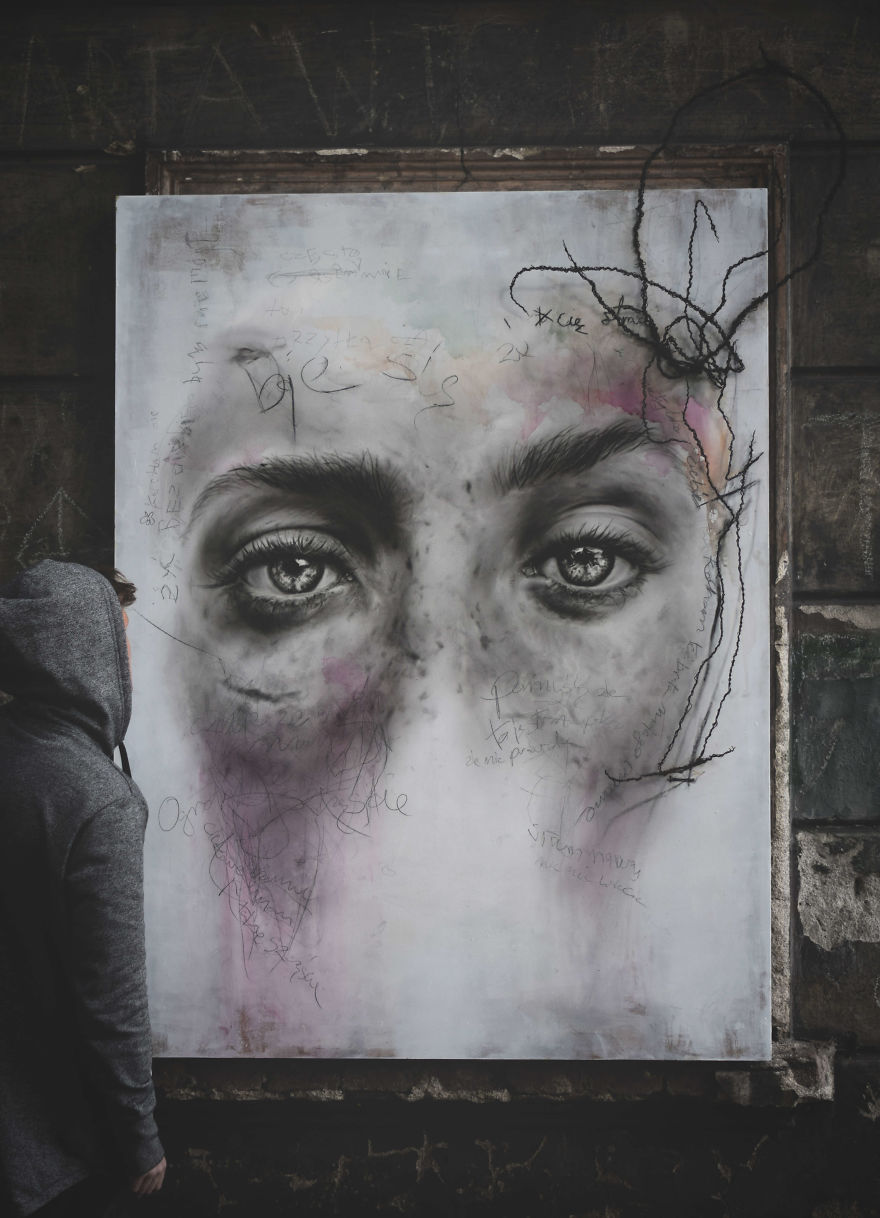 Artist Makes Etheric Oil Paintings That Will Blow Your Mind Artist Makes Etheric Oil Paintings That Will Blow Your Mind