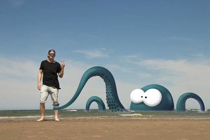 Meet Geeohsnap - The Guy Who Lives In His Own Fantasy World.