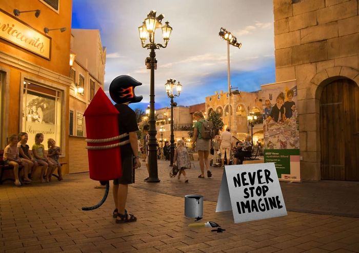 Meet Geeohsnap - The Guy Who Lives In His Own Fantasy World.