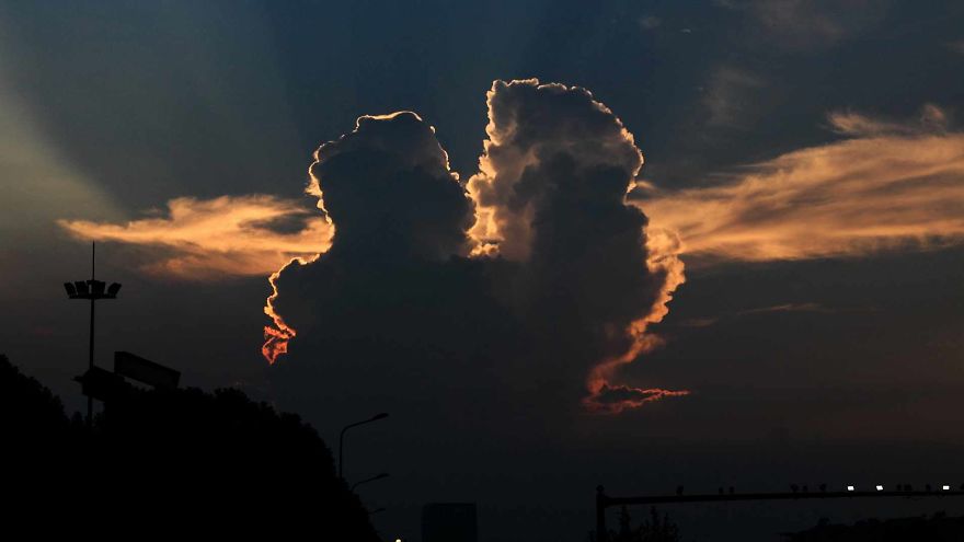 Clouds Above China Take Over The Sky In The Most Romantic Way Clouds Above China Take Over The Sky In The Most Romantic Way