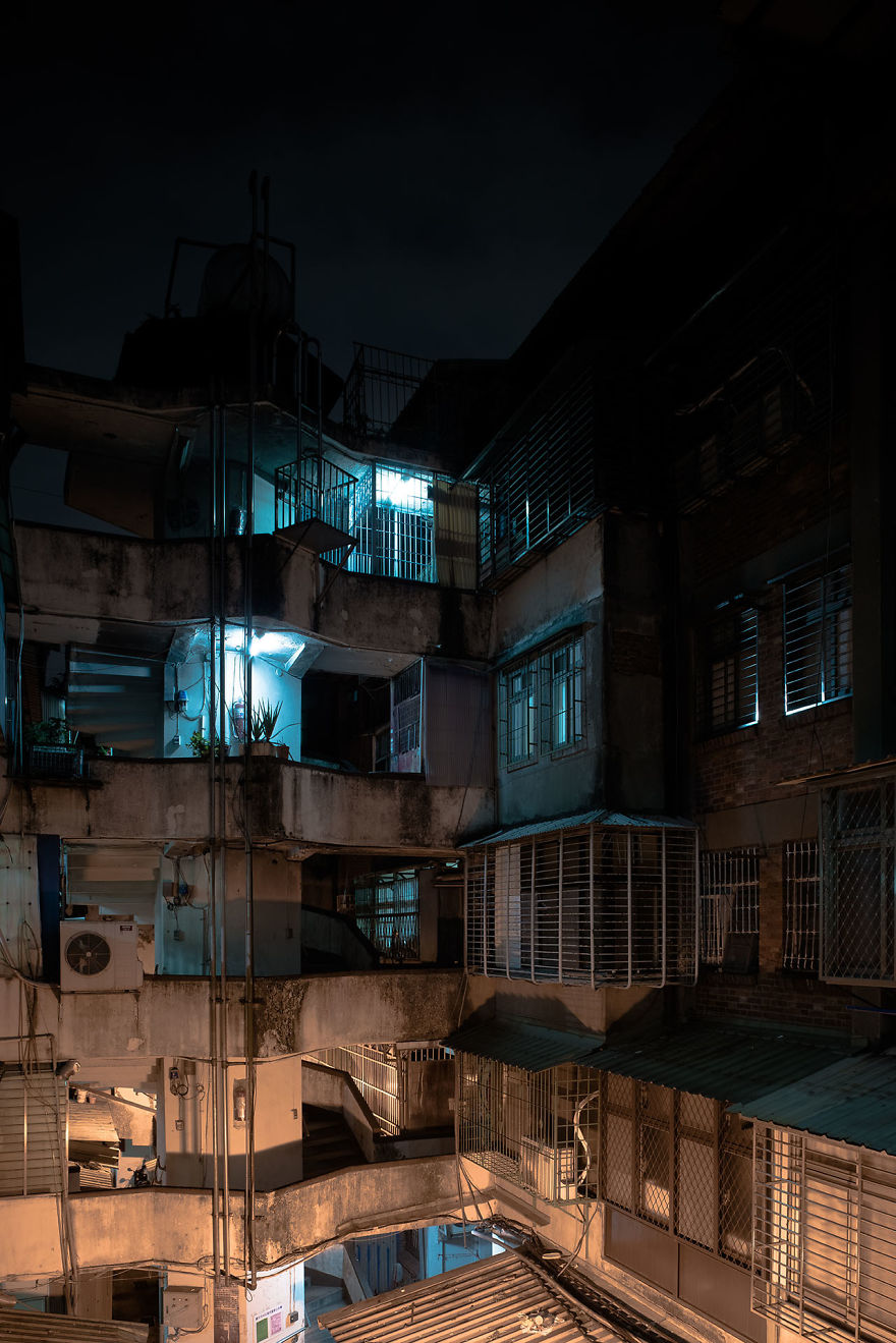 South Airport Apartments