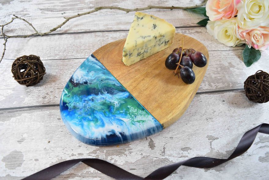 I Decorate Chopping Boards With Resin Art Inspired By Seascapes And Landscapes