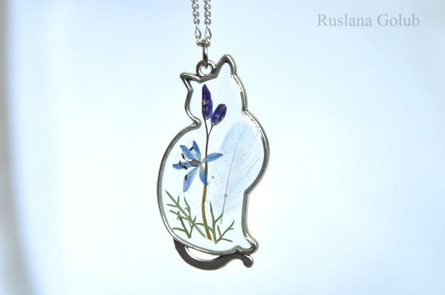 Pretty Cat Pendants With Real Dried Flowers Inside. Made With Love!