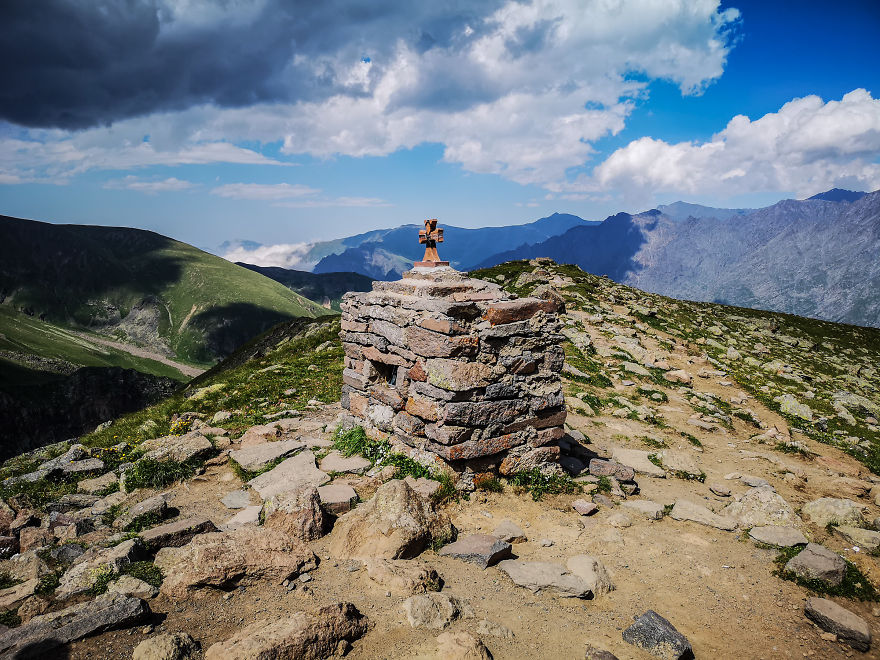 Expedition To Mount Kazbek: Day 2 - From Tbilisi To 2990 M. Elevation Expedition To Mount Kazbek: Day 2 - From Tbilisi To 2990 M. Elevation