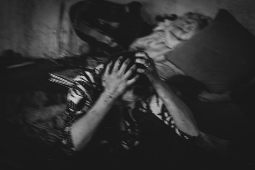 First Pictures That I Made In My Life Show People In Extreme Poverty I Witnessed In My Hometown