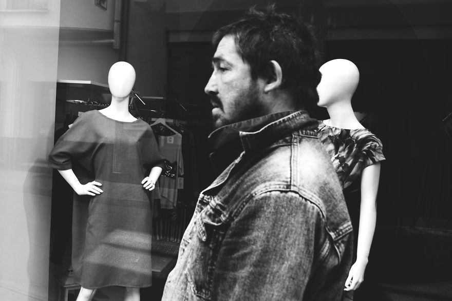 First Pictures That I Made In My Life Show People In Extreme Poverty I Witnessed In My Hometown