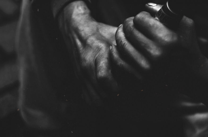 First Pictures That I Made In My Life Show People In Extreme Poverty I Witnessed In My Hometown