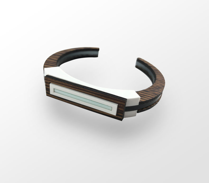 From Leaving My Tiring Advertising Job As An Account Manager To Having My Jewelry's Designs Presented Even On Fashion Week's Catwalk From Leaving My Tiring Advertising Job As An Account Manager To Having My Jewelry's Designs Presented Even On Fashion Week's Catwalk