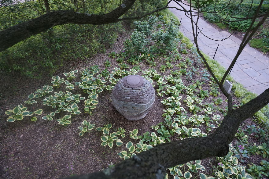 I Build Garden Sphere Sculptures From Pieces Of Stone, Using No Glue Or Cement