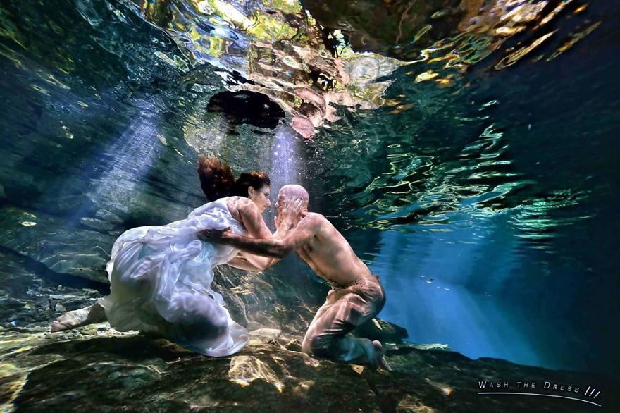 I Capture Love Underwater – Artistic Portraits