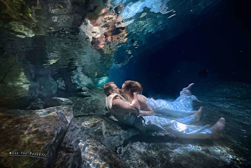 I Capture Love Underwater – Artistic Portraits