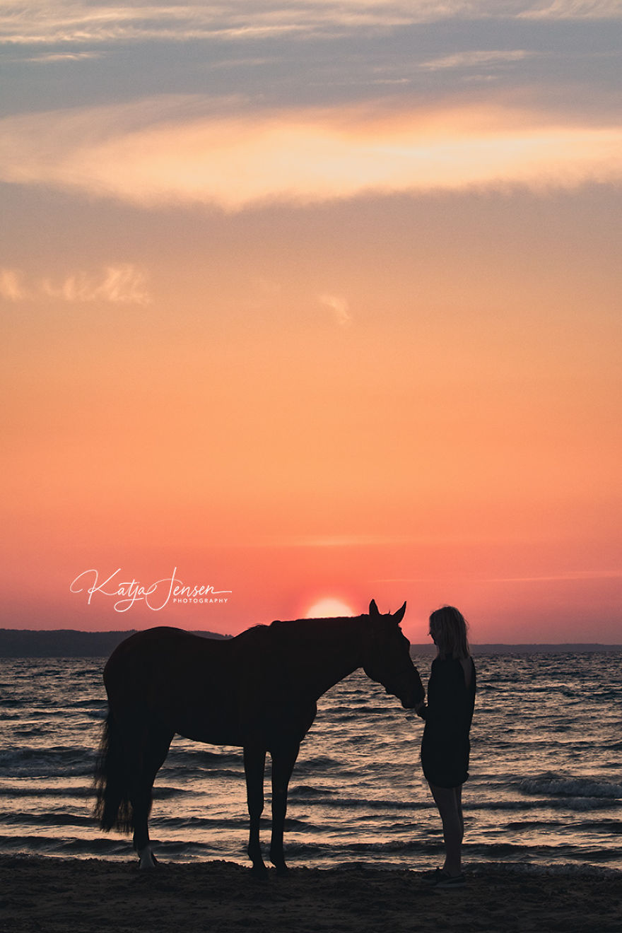 I Photograph The Special Bond Between Horse And Human