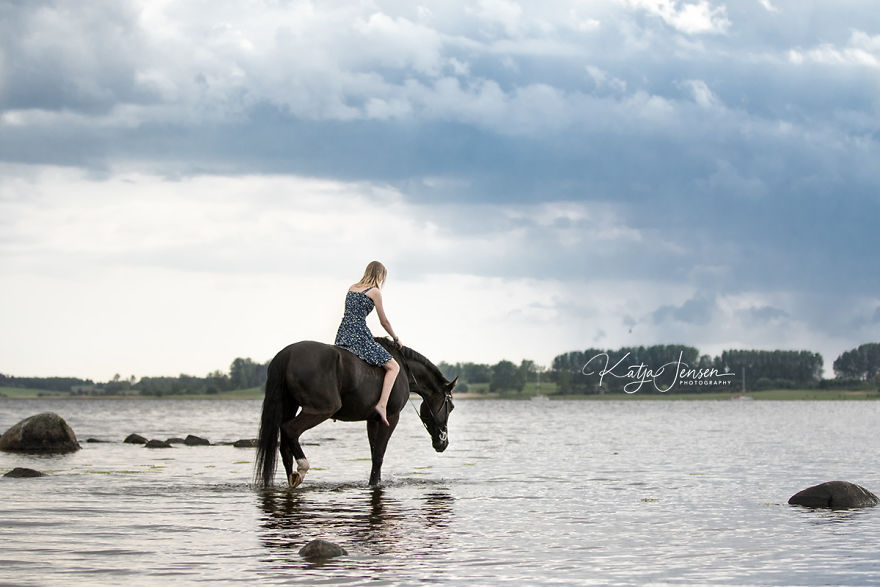 I Photograph The Special Bond Between Horse And Human