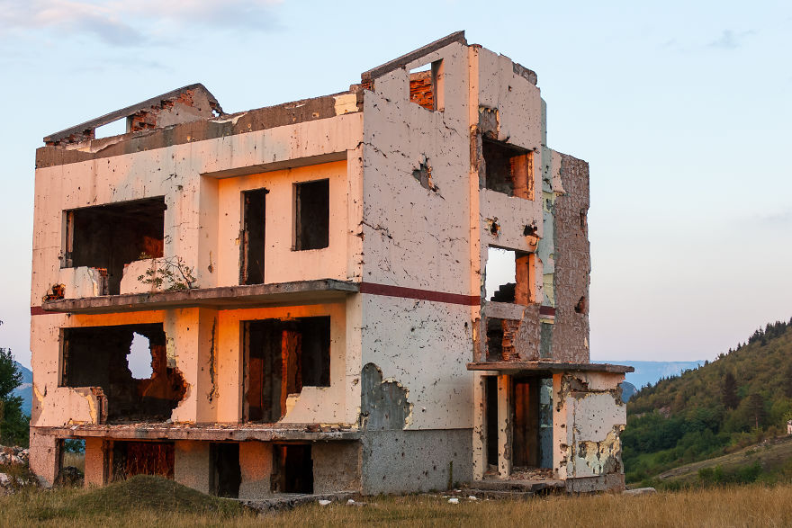 Life In Bosnia And Herzegovina In Photographs