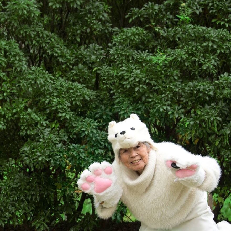 Japanese Great-Grandmother At Age 90 Continues Conquering Social Networks With Her Incredible Joy Of Living