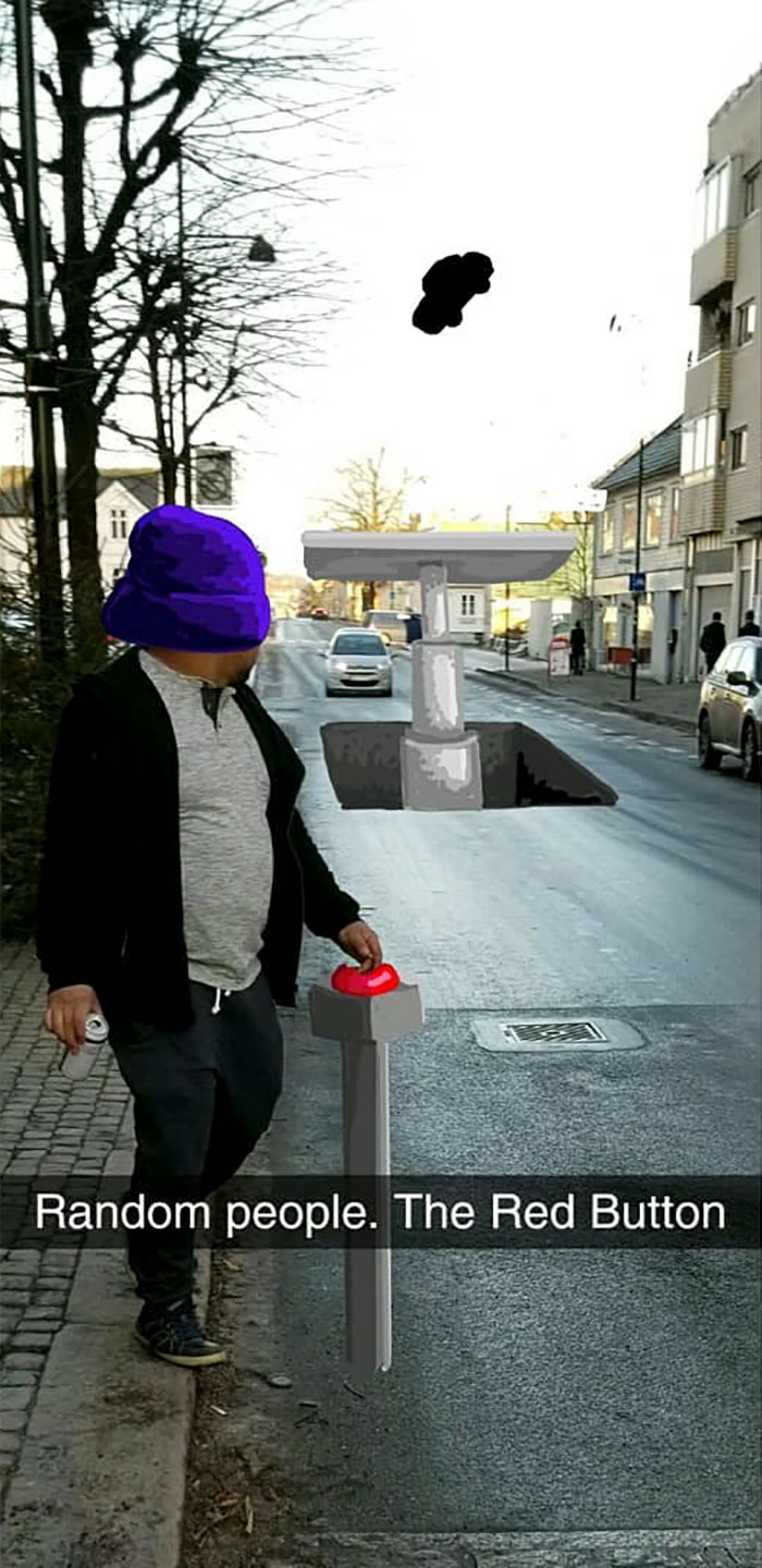 Meet Geeohsnap - The Guy Who Lives In His Own Fantasy World.