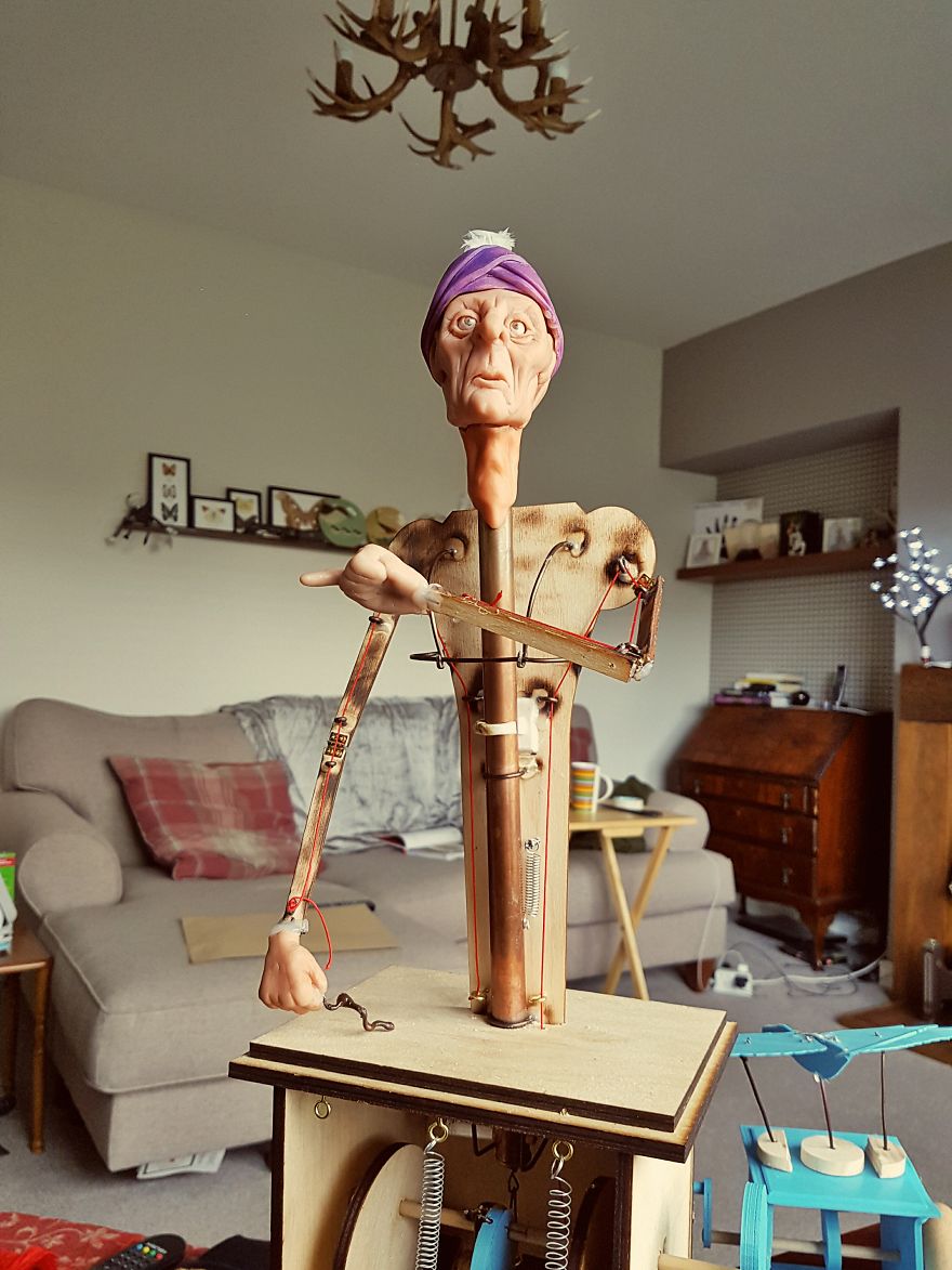 I Create Robots And Other Contraptions For Fun