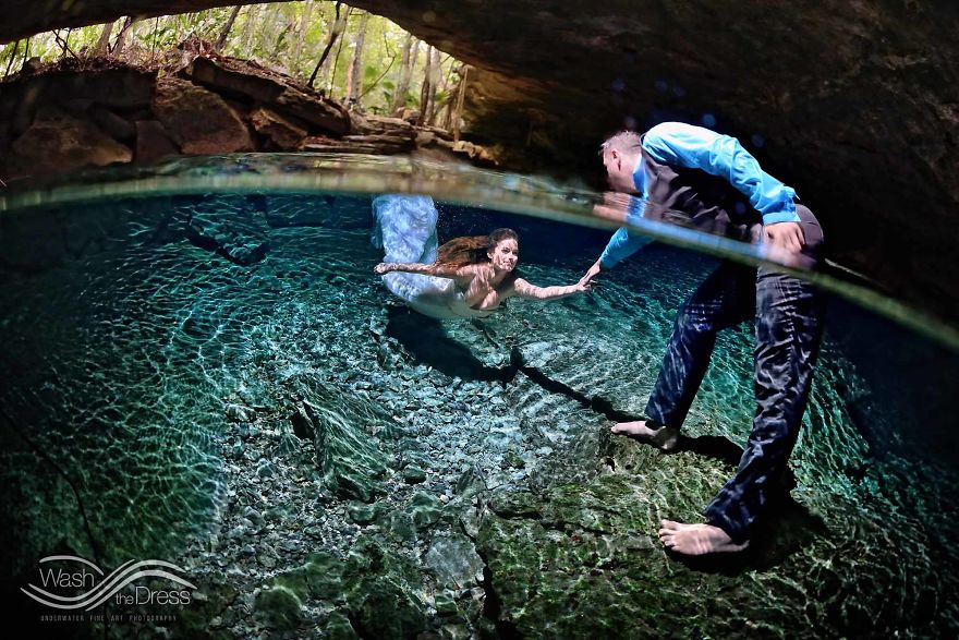 I Capture Love Underwater – Artistic Portraits