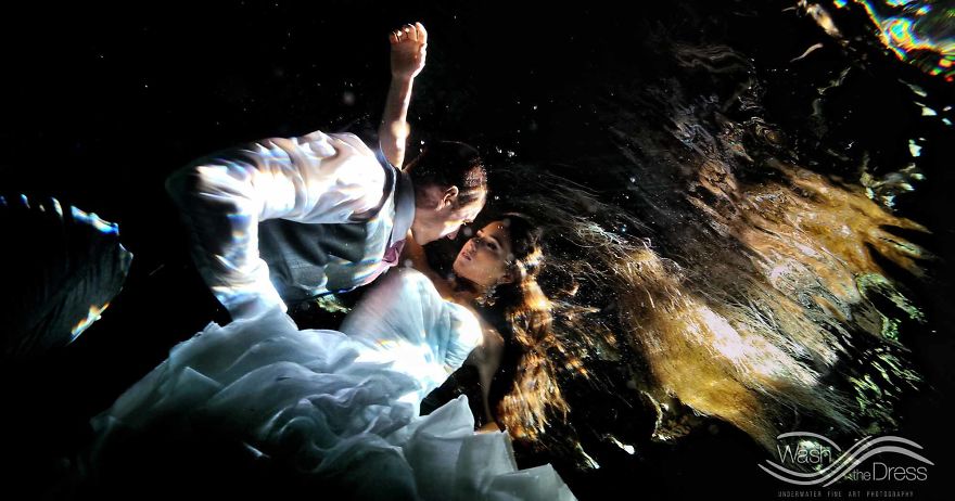 I Capture Love Underwater – Artistic Portraits