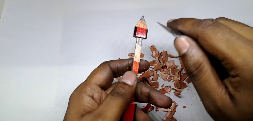 Unique Way To Propose Using A Pencil Sculpture Artwork Unique Way To Propose Using A Pencil Sculpture Artwork