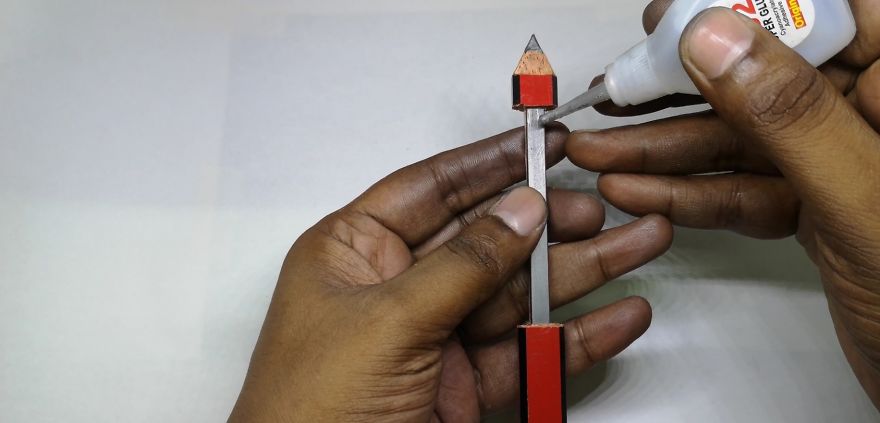 Unique Way To Propose Using A Pencil Sculpture Artwork Unique Way To Propose Using A Pencil Sculpture Artwork