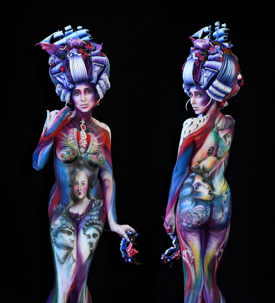 Artist: Kristina Komarowa