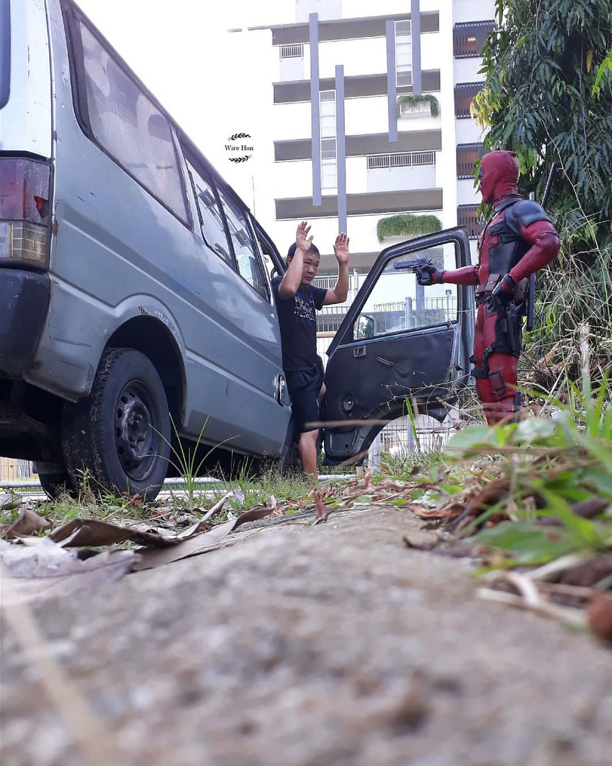 With Just One Smartphone, Man Makes Incredible Pictures Of Him With Toy Superheroes Using Perspective