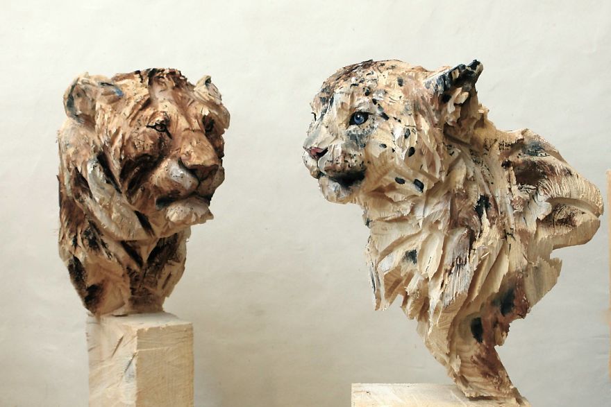 Artist Uses A Chainsaw To Transform Wood Into Stunning Sculptures