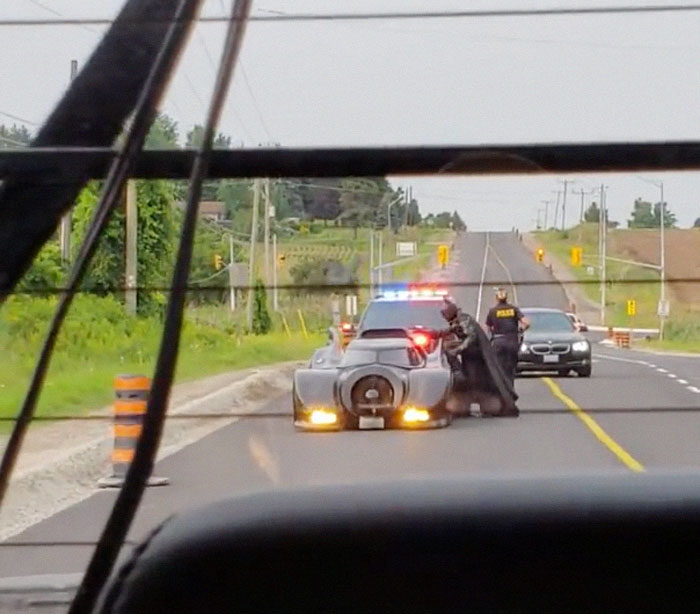 Batman Got Pulled Over By The Cops Even Though He Didn't Break The Law Batman Got Pulled Over By The Cops Even Though He Didn't Break The Law