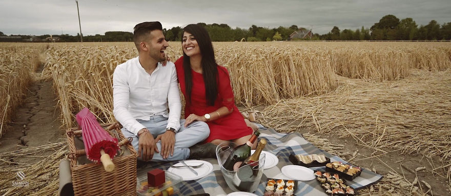 A Man Surprises His Girlfriend With A Proposal Like No Other