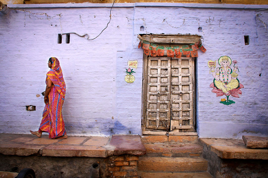 Traditional House In The Jaisalmer Fort, India. The Fortress Of Jaisalmer Is A Real Labyrinth