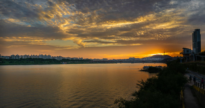 The Picturesque Han River – Seoul, Korea