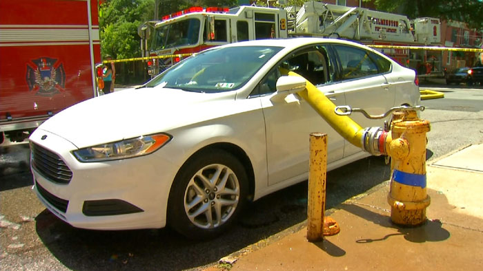 9 Times People Parked Next To Fire Hydrants And Regretted It Later