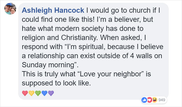 Church Offers ‘Free Mom Hugs’ To People Shunned By Their Families For Being Gay, And Their Reactions Are Heart-Melting Church Offers ‘Free Mom Hugs’ To People Shunned By Their Families For Being Gay, And Their Reactions Are Heart-Melting