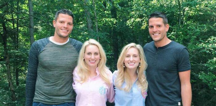 Identical Twin Sisters Marry Identical Twin Brothers, And Everyone Is Thinking The Same Thing Right Now Identical Twin Sisters Marry Identical Twin Brothers, And Everyone Is Thinking The Same Thing Right Now