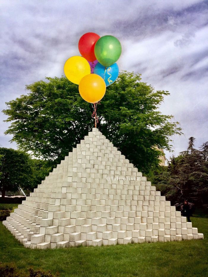 Photo Manipulation For Anxiety