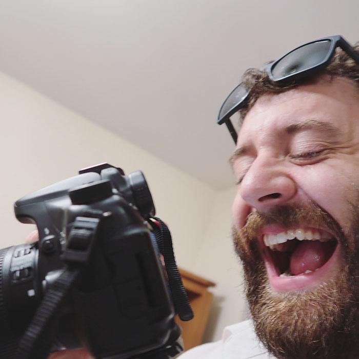 People Are Laughing At The Way This Guy Trolled Jennifer Lopez's New Look (10 Pics) People Are Laughing At The Way This Guy Trolled Jennifer Lopez's New Look (10 Pics)