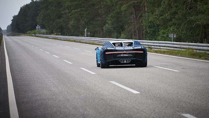 LEGO Builds Bugatti Chiron From 1,000,000+ LEGO Bricks, And This Test-Drive Video Shows Just How Epic It Truly Is LEGO Builds Bugatti Chiron From 1,000,000+ LEGO Bricks, And This Test-Drive Video Shows Just How Epic It Truly Is