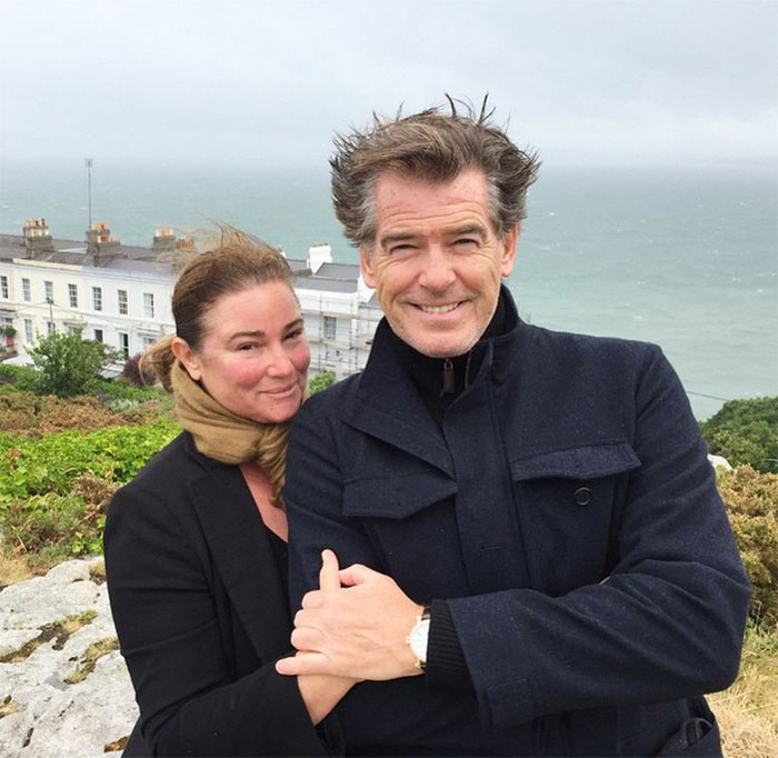 Pierce Brosnan And His Wife Celebrate 25th Anniversary, And Their Pics Throughout The Years Are Relationship Goals Pierce Brosnan And His Wife Celebrate 25th Anniversary, And Their Pics Throughout The Years Are Relationship Goals