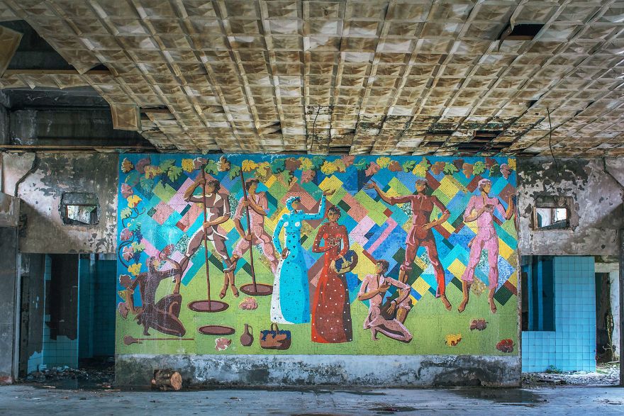 I've Captured the Beauty of Deserted Sanatorium from Soviet Era