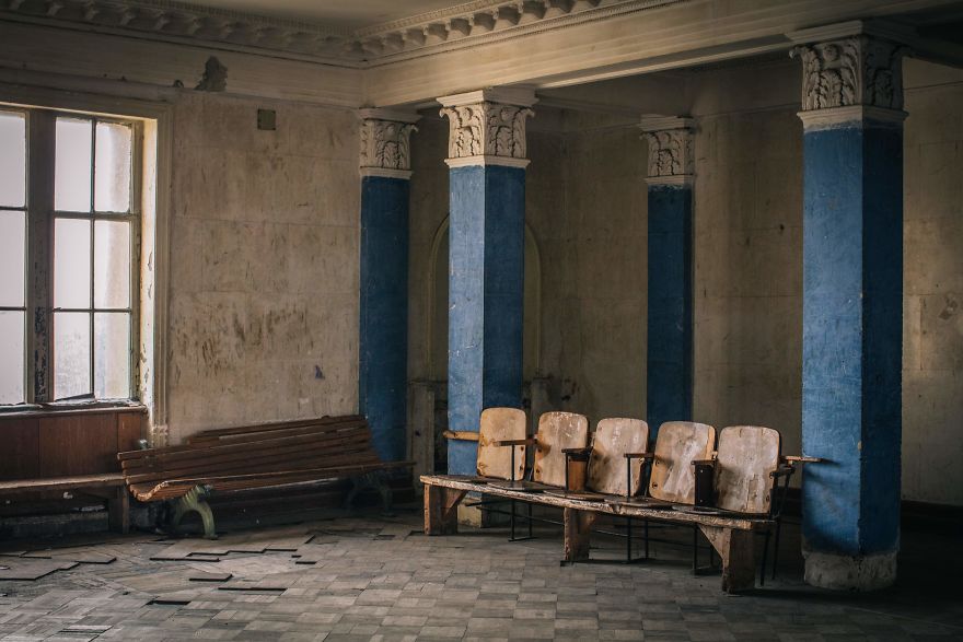 I've Captured the Beauty of Deserted Sanatorium from Soviet Era