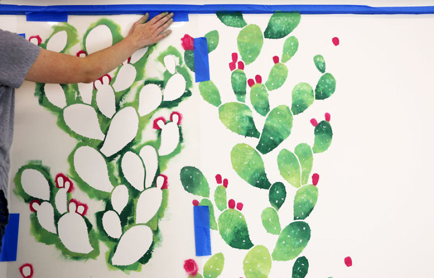 We Turned A Boring Wall Into An Instagrammable Cactus Paradise Using A Stencil We Turned A Boring Wall Into An Instagrammable Cactus Paradise Using A Stencil