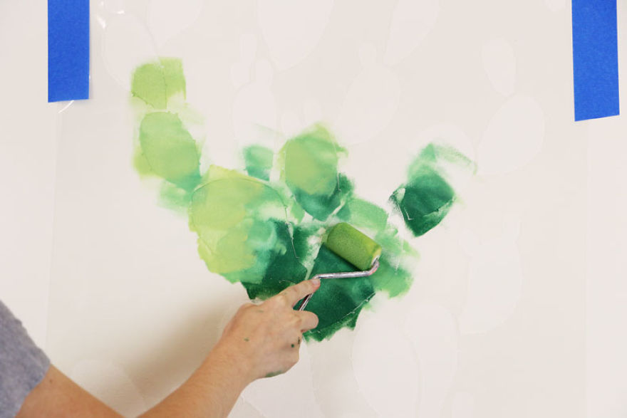 We Turned A Boring Wall Into An Instagrammable Cactus Paradise Using A Stencil We Turned A Boring Wall Into An Instagrammable Cactus Paradise Using A Stencil