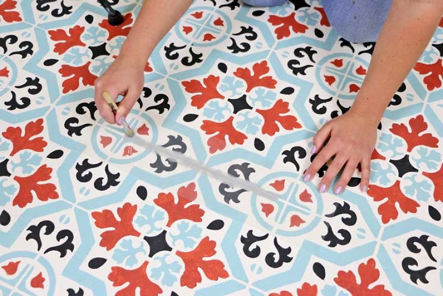How To Use Versa-"Tile" Stencils To Redecorate Your Home