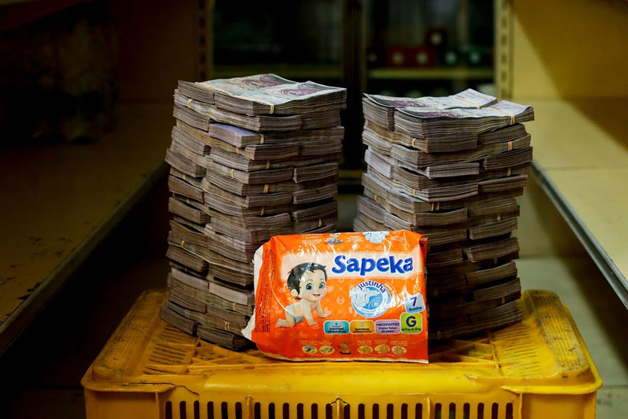 Here’s How Much Money You Need To Buy Different Everyday Items In Venezuela (11 Pics) Here’s How Much Money You Need To Buy Different Everyday Items In Venezuela (11 Pics)