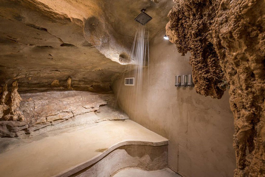 Someone Is Selling An Unbelievable Home Hidden Inside A Cave, And The Interior Is Even Better Than The Exterior