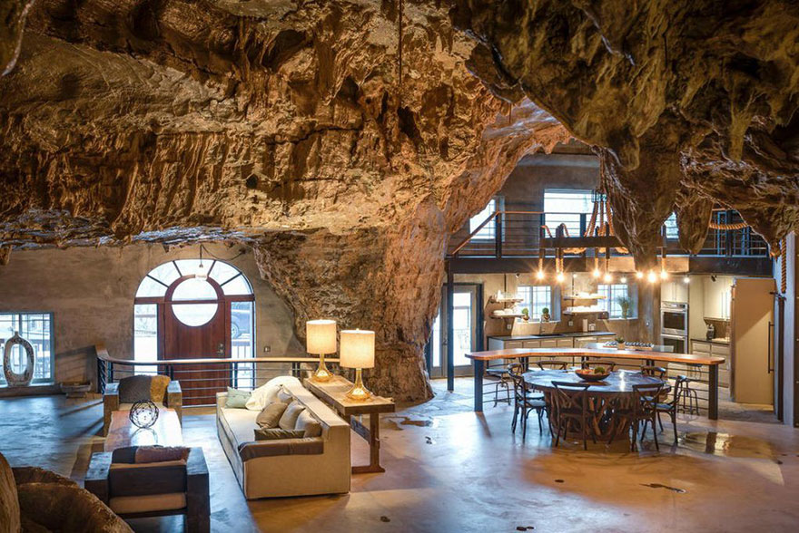 Someone Is Selling An Unbelievable Home Hidden Inside A Cave, And The Interior Is Even Better Than The Exterior