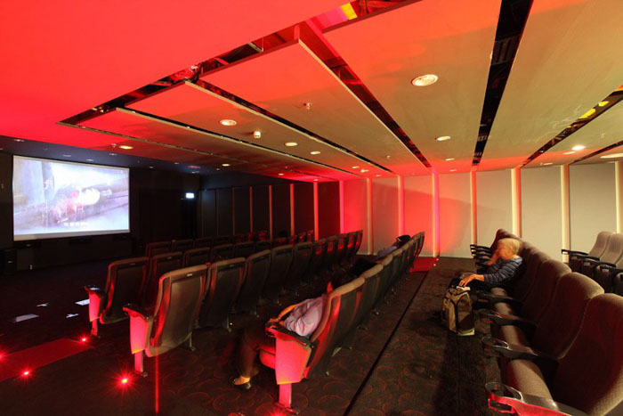 Waiting For A Plane In The World's Best Airport Is Like Visiting Disneyland Waiting For A Plane In The World's Best Airport Is Like Visiting Disneyland