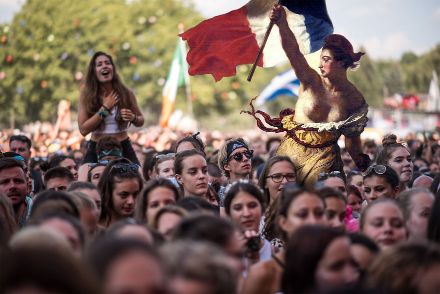 Eugène Delacroix - Liberty Leading The People (1830)